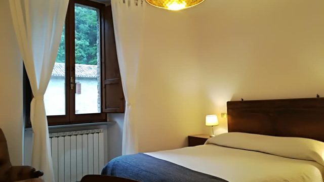 31870612_1251430381657875_3698834657178025984_n